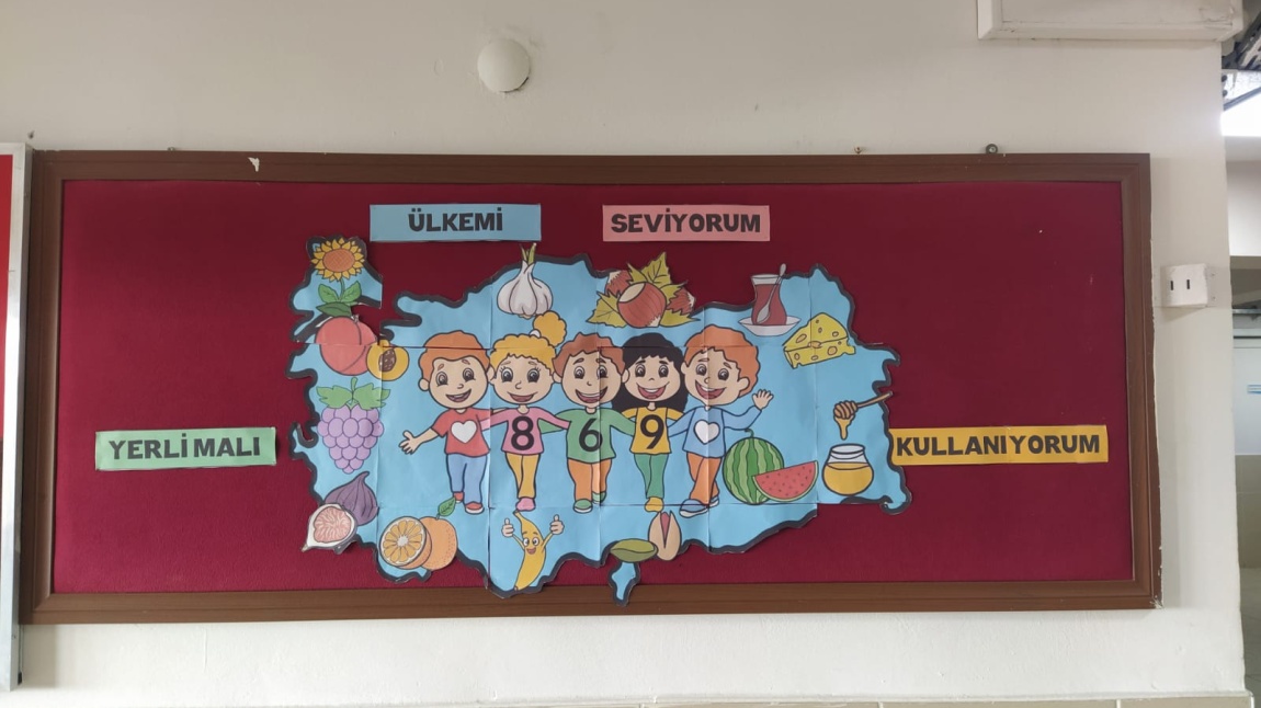 Yerli Malı Haftası (Resmî adıyla Tutum, Yatırım ve Türk Malları Haftası), 12-18 Aralık tarihlerinde okulumuzda  kutlandı.