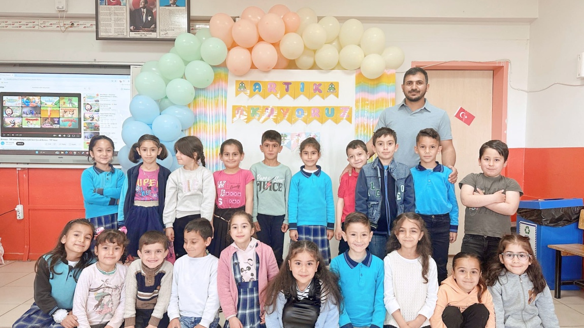 Okulumuzda 1-A Sınıfında Okuma Bayramı Etkinliği Düzenlendi